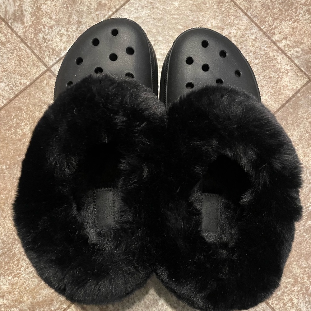 Crocs Furever Cush classic